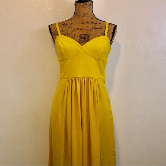 BCBGMaxAzria Dresses & Skirts - BCBGMAXAZRIA Yellow Dress